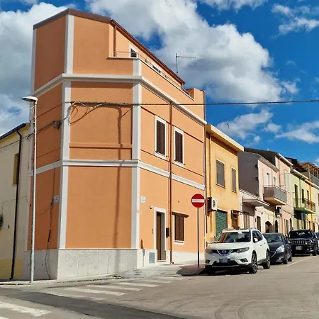 Palazzo Pisano Sorso-tourist Apartment *